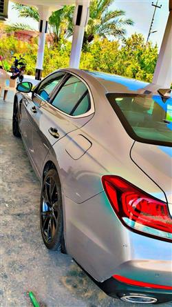 جنسس G70